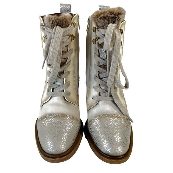 Hispanitas Janeth Cream CapToe Victorian Ankle Boots - Picture 3 of 16